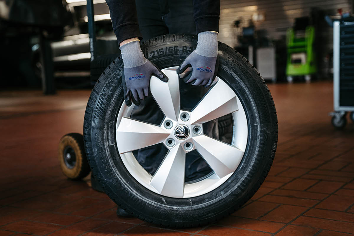 Reifenservice bei Bongen Auto & Service